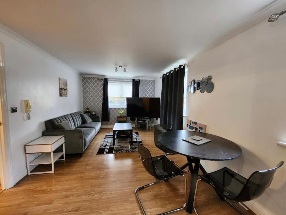 Rgm Hatfield 2 Bedroom Apartment المظهر الخارجي الصورة